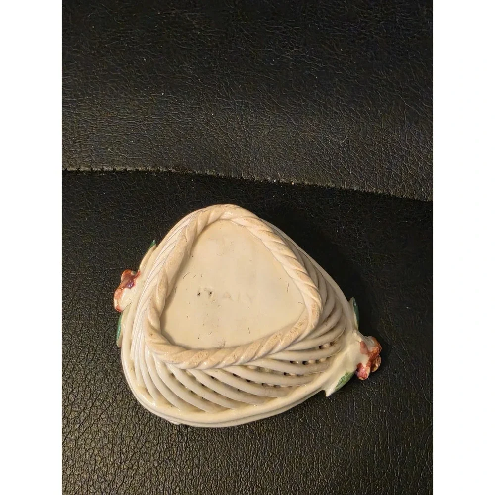Beautiful Vintage Ceramic Heart Shaped Lattice Rose Basket Made in Italy